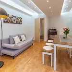 شقة Katrin's Place - Woellstadt Mit Terrasse Oder Balkonen Wollstadt