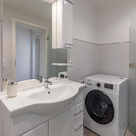 شقة Katrin's Place - Woellstadt Mit Terrasse Oder Balkonen *