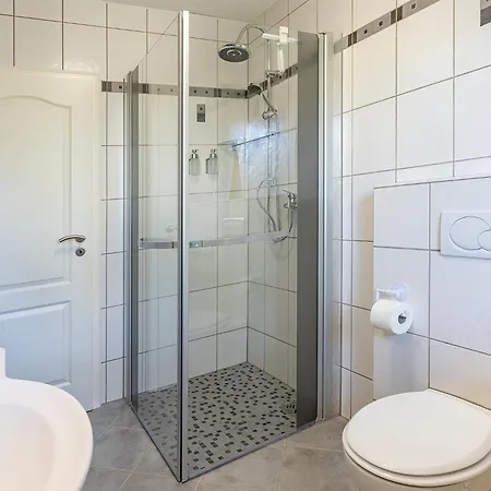 شقة Katrin's Place - Woellstadt Mit Terrasse Oder Balkonen