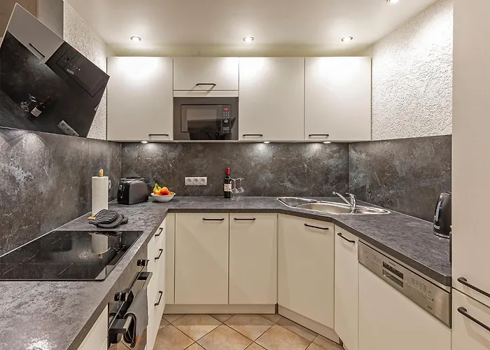 Katrin's Place - Woellstadt Mit Terrasse Oder Balkonen Apartmán *