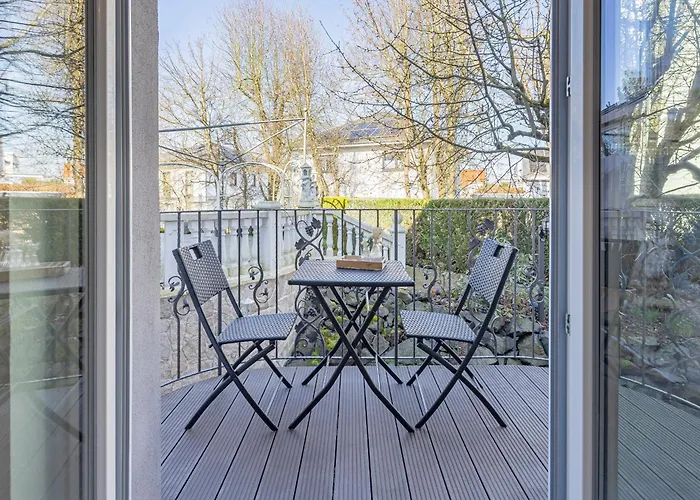 Apartmán Katrin's Place - Woellstadt Mit Terrasse Oder Balkonen Wollstadt